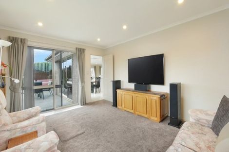 Photo of property in 16 Lynley Drive, West Melton, 7618