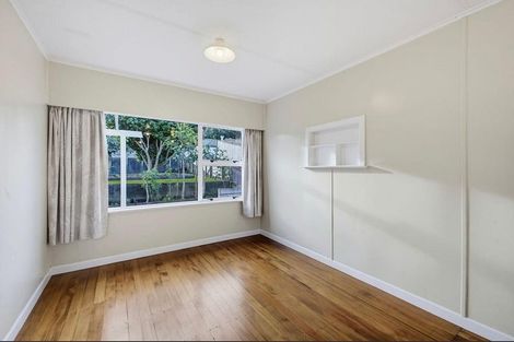 Photo of property in 71 Ngamotu Road, Spotswood, New Plymouth, 4310