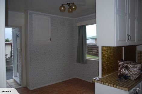 Photo of property in 66 Edgewater Drive, Pakuranga, Auckland, 2010