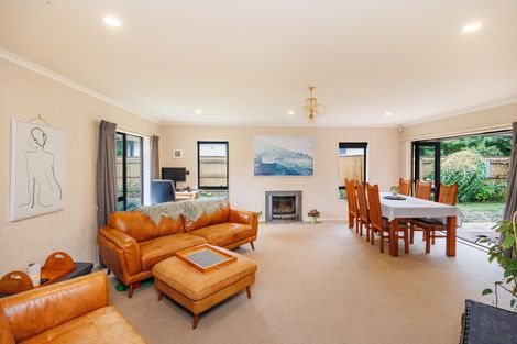 Photo of property in 5 Pastoral Lane, Hokowhitu, Palmerston North, 4410