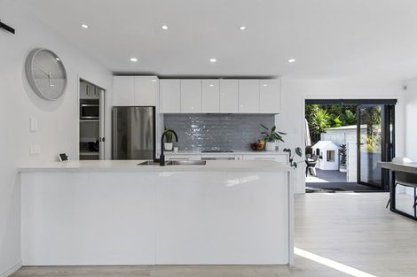 Photo of property in 4 Robyn Place, Dinsdale, Hamilton, 3204