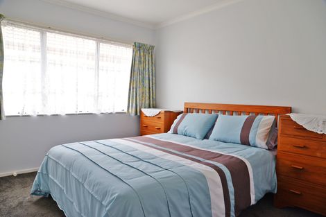 Photo of property in 2 Flora Place, Wattle Downs, Auckland, 2103