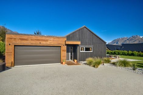 Photo of property in 7 Bretby Court, Jacks Point, Queenstown, 9371