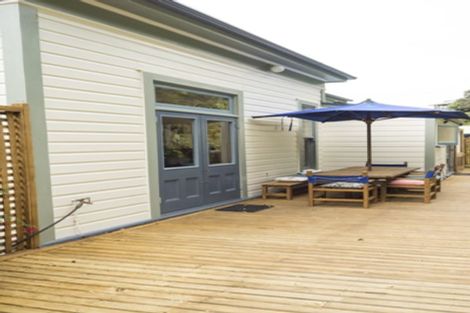 Photo of property in 176 Derwent Street, Island Bay, Wellington, 6023