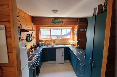 Photo of property in 39a Pohutukawa Avenue, Shelly Park, Auckland, 2014