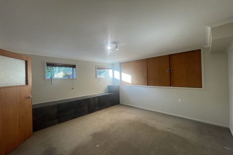 Photo of property in 9 Quibray Place, Botany Downs, Auckland, 2010