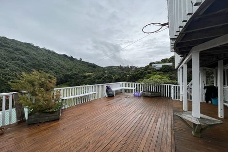 Photo of property in 143 Houghton Bay Road, Houghton Bay, Wellington, 6023