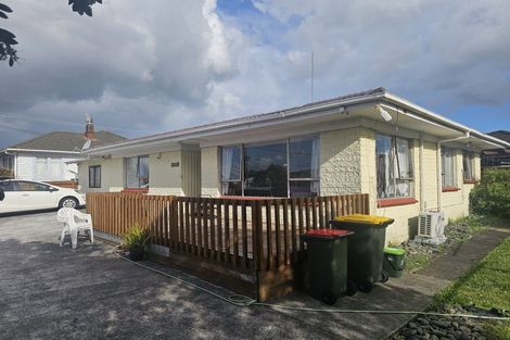 Photo of property in 2/2a Hutt Road, Manurewa, Auckland, 2102