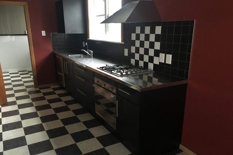 Photo of property in 32 Rangiora Avenue, Roslyn, Palmerston North, 4414