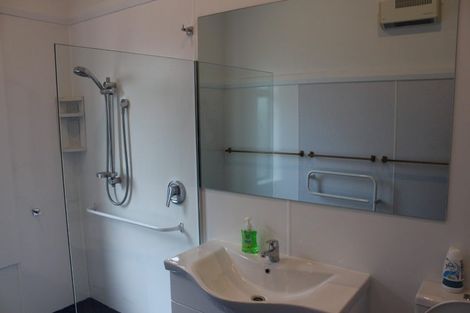 Photo of property in 37 Lonsdale Street, New Brighton, Christchurch, 8083