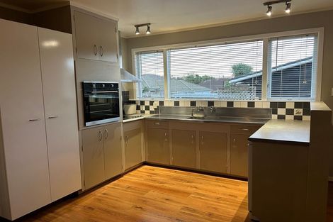 Photo of property in 36 Vincent Street, Howick, Auckland, 2014