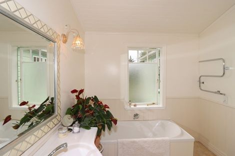 Photo of property in 206 Main Street, Greytown, 5712