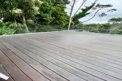 Photo of property in 26 West Lynn Road, Titirangi, Auckland, 0604