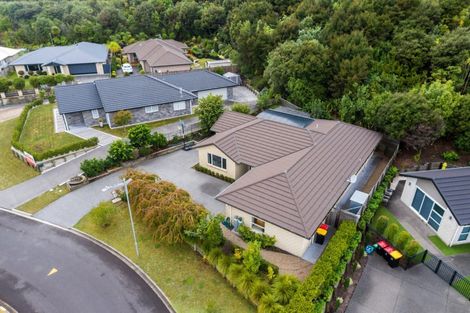 Photo of property in 16 Ellesmere Close, Pyes Pa, Tauranga, 3112