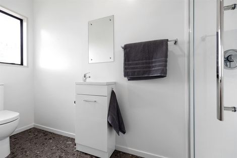 Photo of property in 4 Victory Street, Welcome Bay, Tauranga, 3112