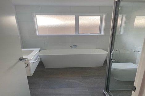 Photo of property in 53 Jack Lachlan Drive, Beachlands, Auckland, 2018