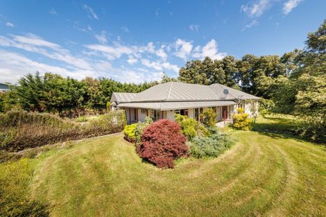 Photo of property in 82 Halcombe Road, Feilding, 4775