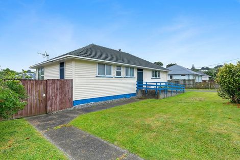 Photo of property in 19 Dimock Street, Titahi Bay, Porirua, 5022