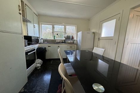 Photo of property in 54 Muir Avenue, Mangere Bridge, Auckland, 2022