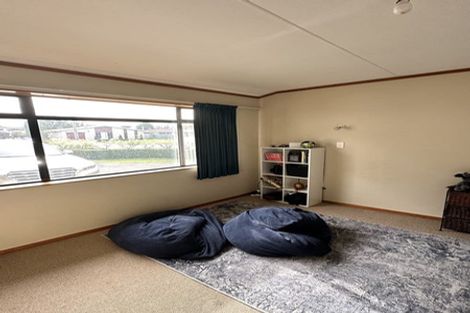 Photo of property in 2 Wainscott Street, Greenmeadows, Napier, 4112