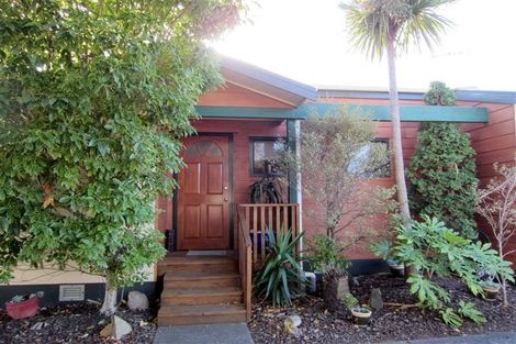 Photo of property in 90a Michael Road, Paraparaumu Beach, Paraparaumu, 5032
