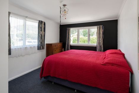 Photo of property in 85 Broadway, Picton, 7220