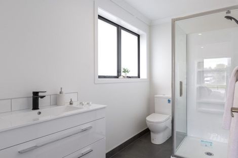 Photo of property in 22 Reidy Place, Pukekohe, 2120