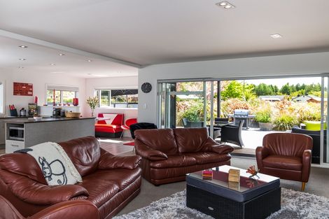 Photo of property in 55 Lisland Drive, Kinloch, Taupo, 3377
