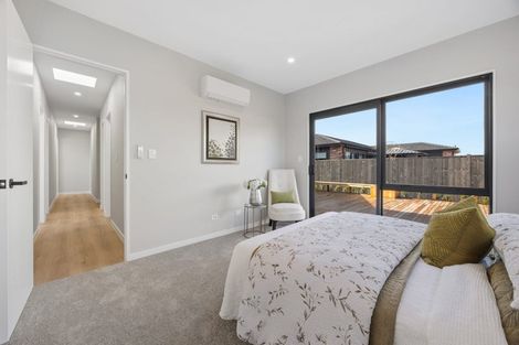 Photo of property in 15 Kakano Street, Clevedon, 2582