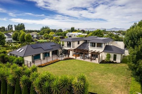 Photo of property in 12 Taunton Green, Papanui, Christchurch, 8052