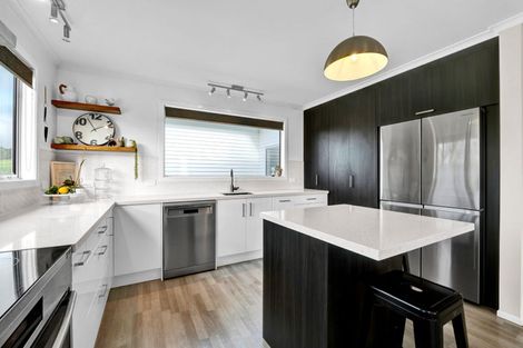 Photo of property in 71 Hursthouse Road, Tarurutangi, New Plymouth, 4372