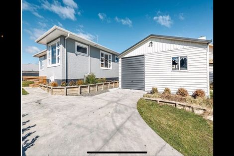 Photo of property in 6 Glenn Street, Castlecliff, Whanganui, 4501