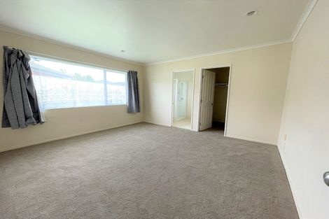 Photo of property in 104 Pitt Avenue, Clendon Park, Auckland, 2103