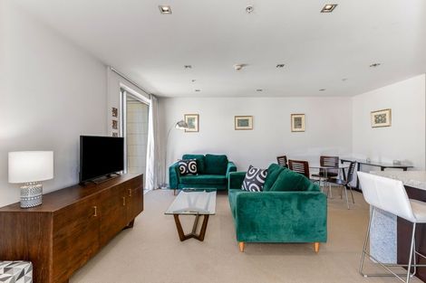Photo of property in Monument Apartments, 7i/245 Wakefield Street, Te Aro, Wellington, 6011