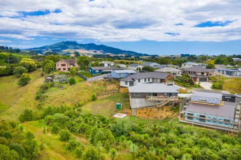 Photo of property in 7 Mahana Place, Raglan, 3225