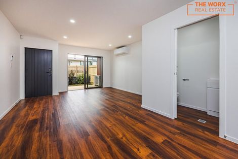 Photo of property in 56e Cyclamen Road, Mangere, Auckland, 2022