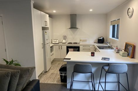 Photo of property in 57 Sunvue Road, Glen Eden, Auckland, 0602