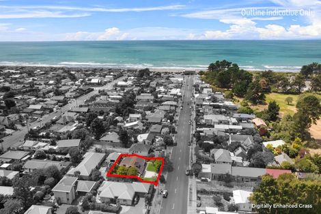 Photo of property in 74 Bowhill Road, New Brighton, Christchurch, 8083