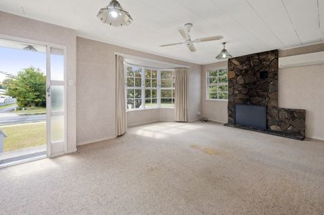 Photo of property in 100 Pandora Avenue, Sunnybrook, Rotorua, 3015