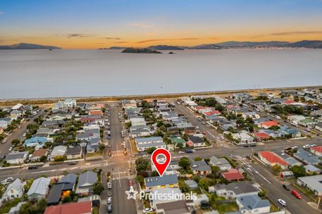 Photo of property in 21 William Street, Petone, Lower Hutt, 5012
