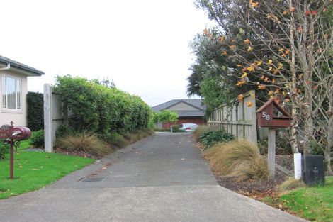 Photo of property in 58 Te Wharau Drive, Greenhithe, Auckland, 0632