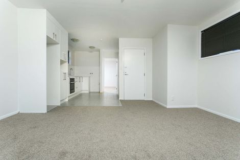 Photo of property in 420/18 Sunnyhaven Avenue, Beach Haven, Auckland, 0626