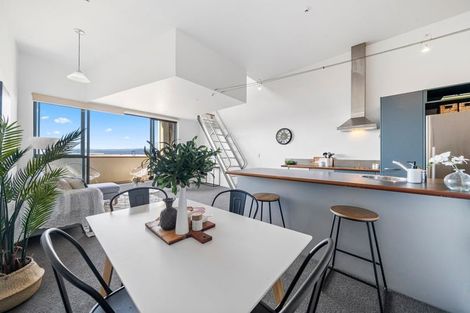 Photo of property in Metro Apartments, 12/220 Thorndon Quay, Pipitea, Wellington, 6011