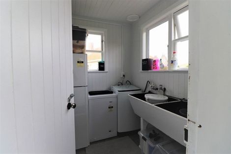 Photo of property in 70 Peat Place, Whanganui, 4500