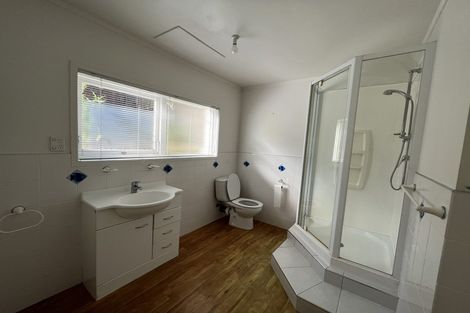 Photo of property in 10 Markham Place, Bucklands Beach, Auckland, 2012