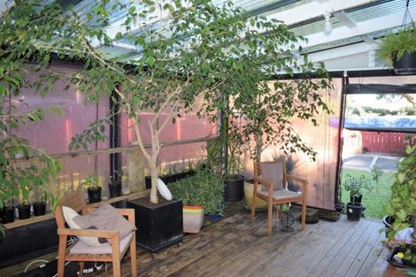 Photo of property in 2 The Avenue, Otaki Beach, Otaki, 5512