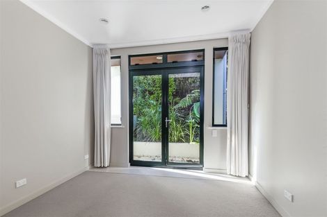 Photo of property in 16 Mayall Avenue, Beach Haven, Auckland, 0626