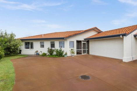 Photo of property in 11b Cheval Place, Taradale, Napier, 4112