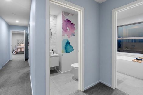 Photo of property in 18 Carrick Place, Mosgiel, 9024