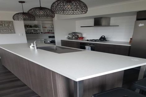 Photo of property in 42 Margaret Shields Avenue, Aotea, Porirua, 5024